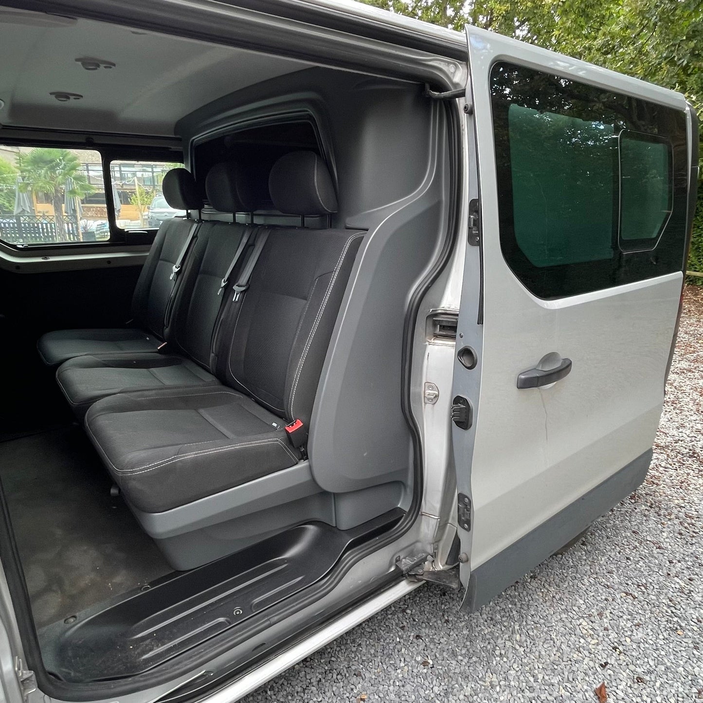 Renault Trafic 2017 – Diesel – Handgeschakeld – 295.618 km