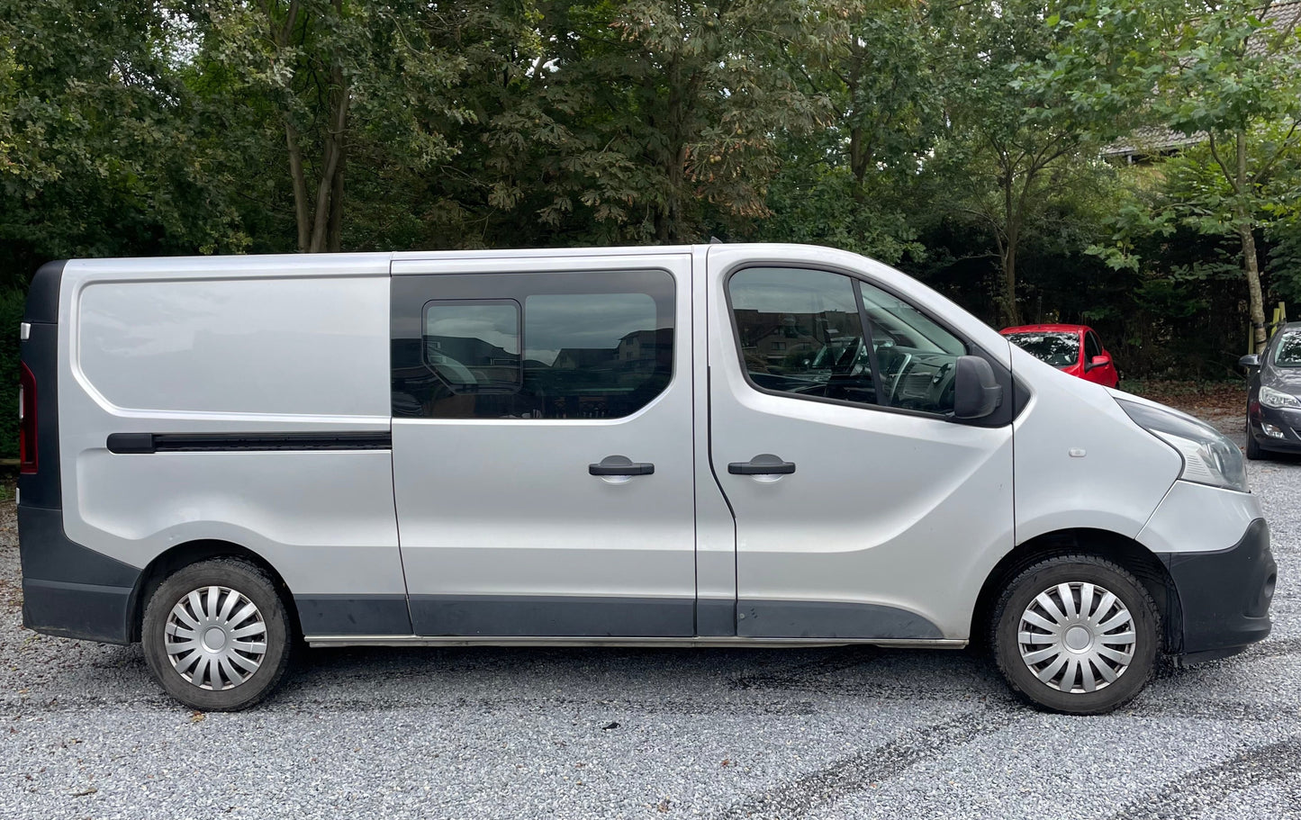 Renault Trafic 2017 – Diesel – Handgeschakeld – 295.618 km