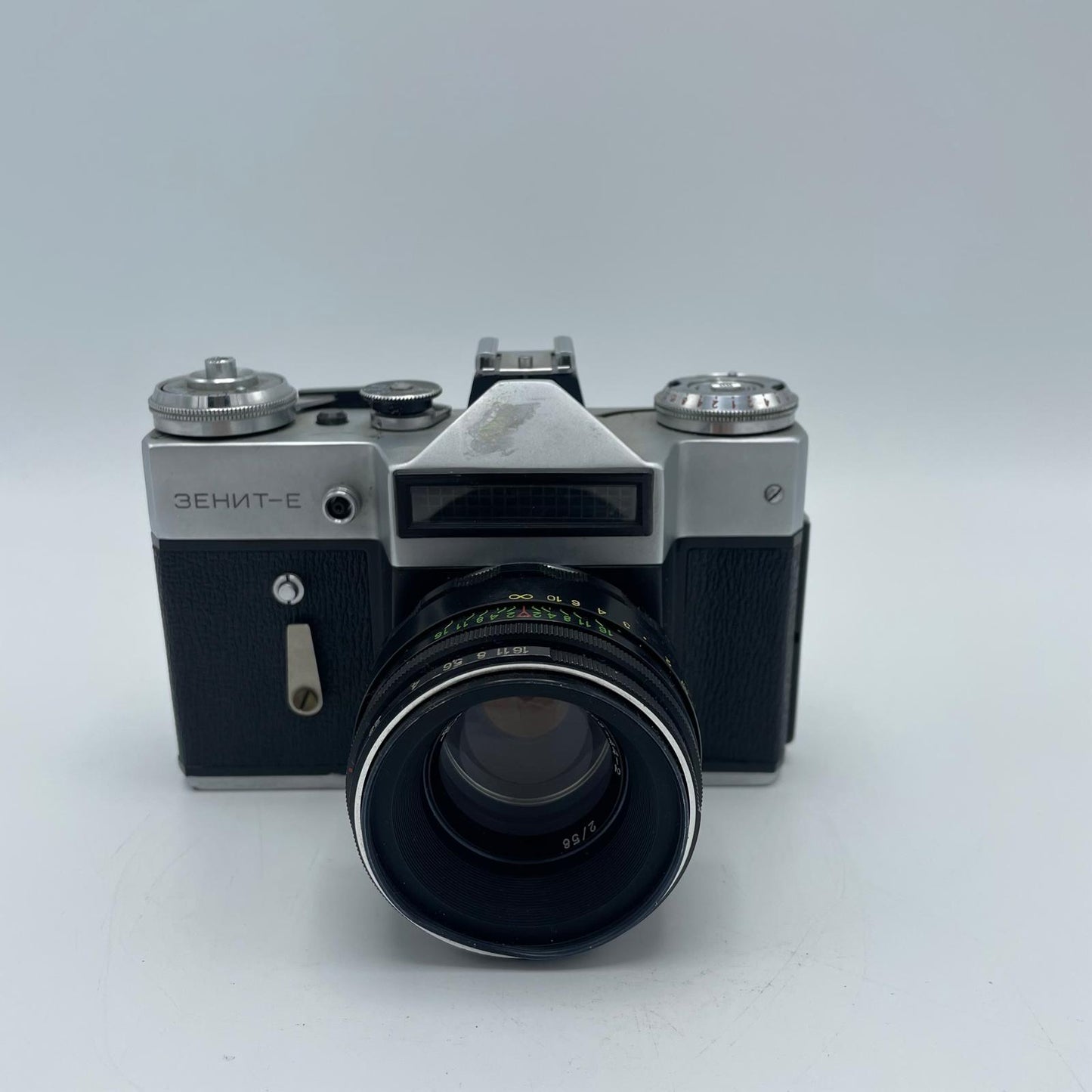 Vintage Zenit-E Camera met Helios-44-2 Lens | Analoge Fotografie | Verzamelobject