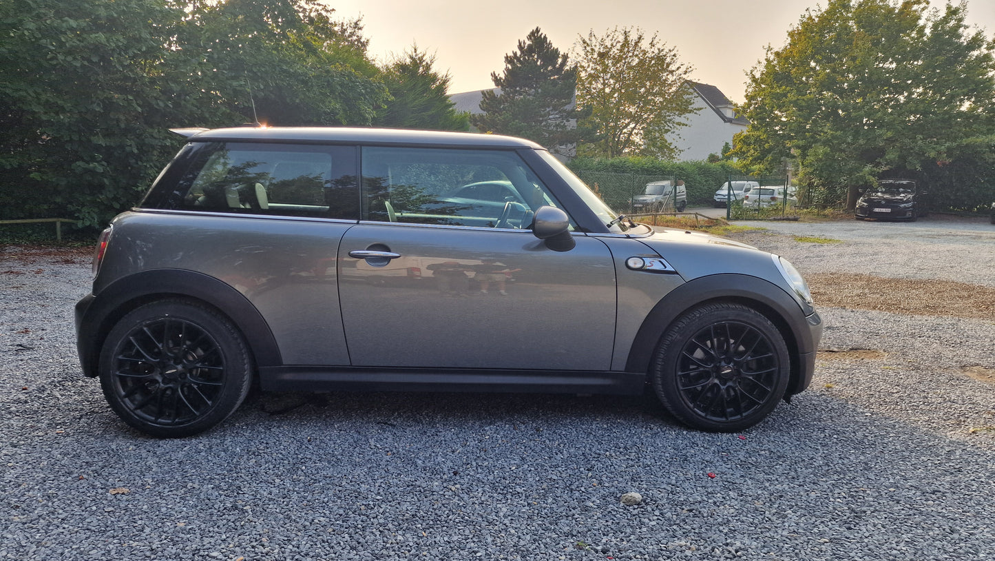 Mini Cooper S 2011 - Sportieve benzineauto, goedgekeurd voor verkoop!