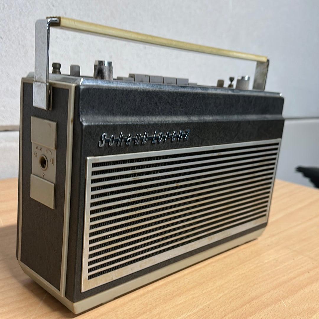 Draagbare radio Schaub Lorenz - Veilingcoach.be